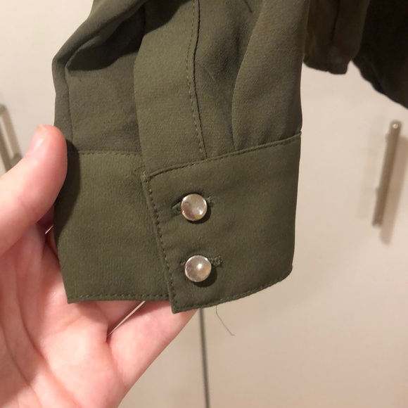 Army Green Blouse - Picture 4 of 5